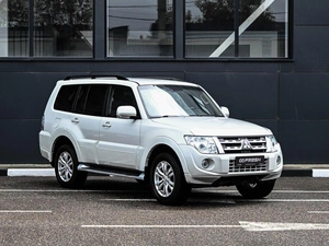 Внедорожник Mitsubishi Pajero 2014 года, 2374000 рублей, Кирилловка