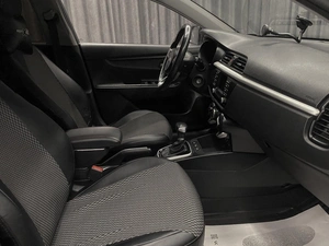 Хетчбэк Kia Rio X-Line 2020 года, 1500000 рублей, Красноярск