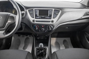 Седан Hyundai Solaris 2021 года, 1219000 рублей, Барнаул