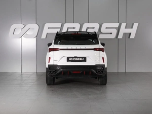 Внедорожник Geely Coolray 2023 года, 2185000 рублей, Красный Пахарь