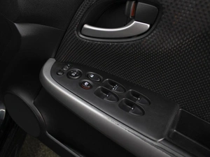 Минивэн Honda Stream 2009 года, 1080000 рублей, Омск