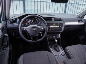 Внедорожник Volkswagen Tiguan 2017 года, 2090000 рублей, Волгоград