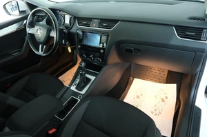 Лифтбек Skoda Octavia 2017 года, 2099000 рублей, Омск