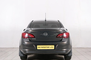 Седан Opel Astra 2013 года, 789000 рублей, Красноярск