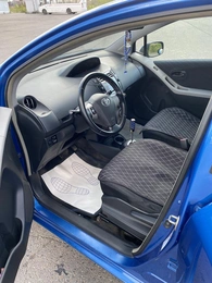 Хетчбэк Toyota Yaris 2007 года, 679000 рублей, Красноярск