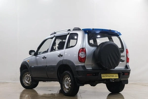 Внедорожник Chevrolet Niva 2010 года, 399000 рублей, Новокузнецк