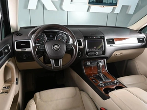 Внедорожник Volkswagen Touareg 2012 года, 2375000 рублей, Аксай
