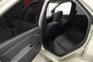 Седан Renault Logan 2011 года, 780000 рублей, Курск