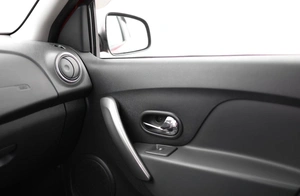 Хетчбэк Renault Sandero Stepway 2015 года, 919000 рублей, Орёл