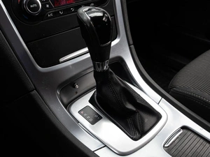 Седан Ford Mondeo 2011 года, 1015000 рублей, Краснодар