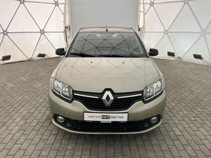 Седан Renault Logan 2016 года, 790000 рублей, Клинцы