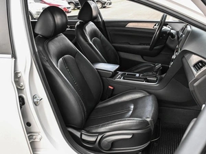 Седан Hyundai Sonata 2018 года, 1999000 рублей, Кирилловка