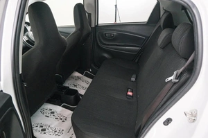 Хетчбэк Toyota Vitz 2019 года, 959000 рублей, Красноярск