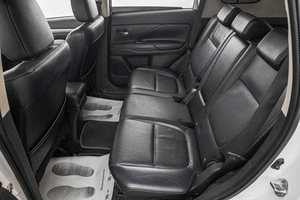 Внедорожник Mitsubishi Outlander 2013 года, 1599000 рублей, Барнаул