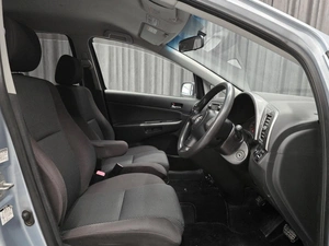 Минивэн Toyota Wish 2003 года, 689000 рублей, Красноярск