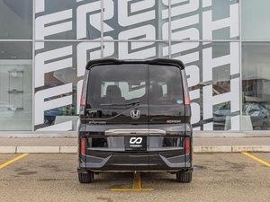 Минивэн Honda Stepwgn Spada 2016 года, 2320000 рублей, Краснодар