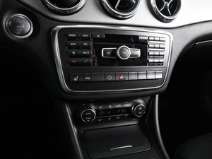 Внедорожник Mercedes-benz GLA-класс 2015 года, 2599000 рублей, Аксай