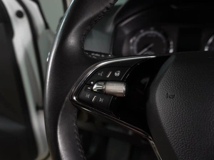 Внедорожник Skoda Karoq 2022 года, 2380000 рублей, Воронеж