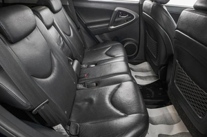 Внедорожник Toyota RAV4 2007 года, 1329000 рублей, Барнаул