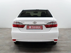 Седан Toyota Camry 2014 года, 1900000 рублей, Красноярск