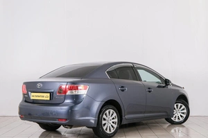 Седан Toyota Avensis 2010 года, 1229000 рублей, Красноярск