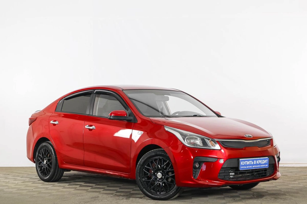 Седан Kia Rio 2018 года, 919000 рублей, Тюмень