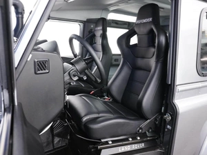 Внедорожник Land Rover Defender 2013 года, 3099055 рублей, Москва