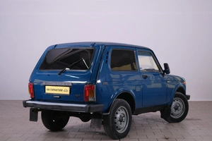 Внедорожник ВАЗ (LADA) 4x4 (Нива) 2002 года, 399000 рублей, Омск