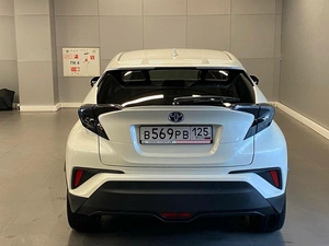 Внедорожник Toyota C-HR 2017 года, 1897000 рублей, Красноярск