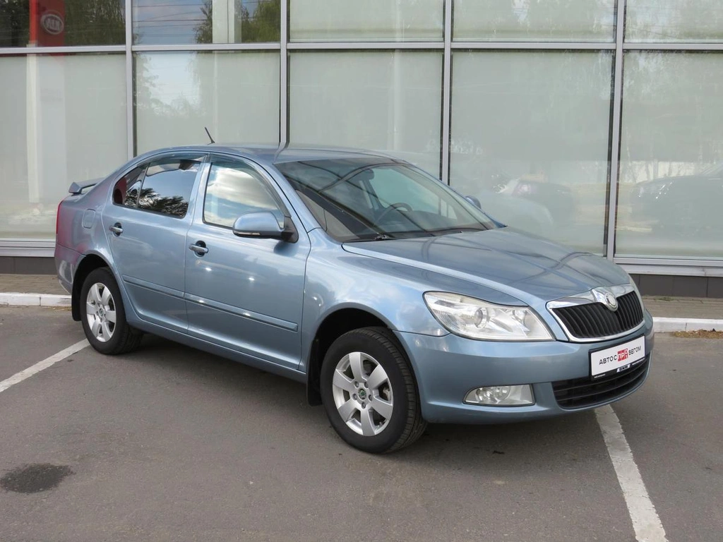 Хэтчбек Skoda Octavia 2009 года, 725000 рублей, Брянск