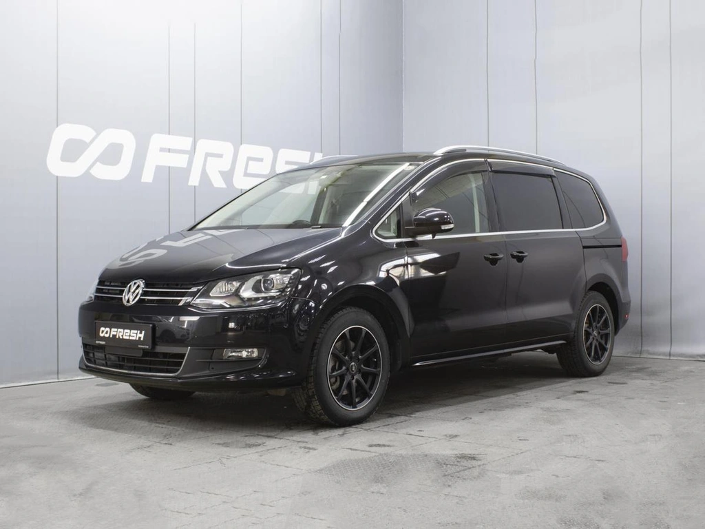 Минивэн Volkswagen Sharan 2012 года, 1290000 рублей, Омск