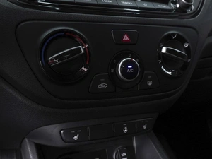 Седан Hyundai Solaris 2021 года, 1699000 рублей, Ростов-на-Дону