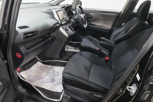 Минивэн Toyota Wish 2012 года, 1379000 рублей, Новокузнецк