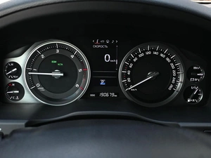 Внедорожник Toyota Land Cruiser 2015 года, 5194000 рублей, Кирилловка