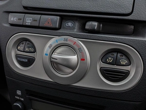 Хетчбэк Toyota Vitz 2003 года, 465000 рублей, Краснодар