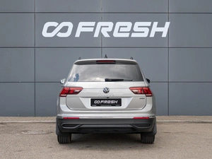 Внедорожник Volkswagen Tiguan 2022 года, 3380000 рублей, Краснодар