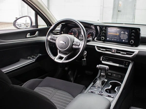 Седан Kia K5 2021 года, 2399000 рублей, Петрозаводск