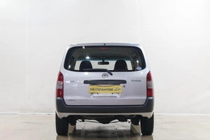 Универсал Toyota Probox 2013 года, 749000 рублей, Новокузнецк