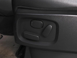 Внедорожник Land Rover Discovery 2012 года, 1899000 рублей, Ростов-на-Дону