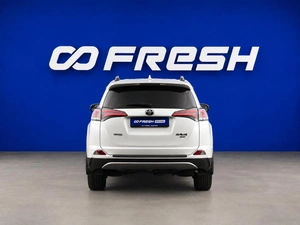 Внедорожник Toyota RAV4 2019 года, 2749325 рублей, Москва