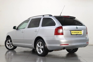 Универсал Skoda Octavia 2011 года, 859000 рублей, Челябинск