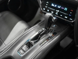 Внедорожник Honda Vezel 2018 года, 1799000 рублей, Красноярск