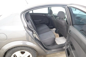 Седан Opel Astra 2011 года, 630000 рублей, Обнинск