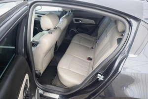 Хэтчбек Chevrolet Cruze 2011 года, 870000 рублей, Орёл