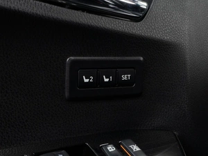Внедорожник Toyota RAV4 2018 года, 2679000 рублей, Тюмень