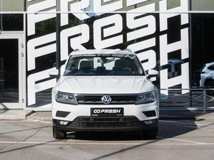 Внедорожник Volkswagen Tiguan 2019 года, 2049000 рублей, Волгоград