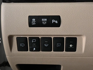 Минивэн Toyota Alphard 2012 года, 2669000 рублей, Ростов-на-Дону