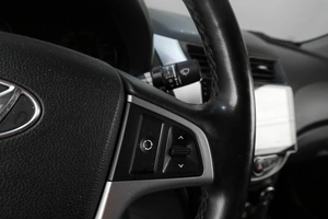 Седан Hyundai Solaris 2015 года, 1269000 рублей, Челябинск