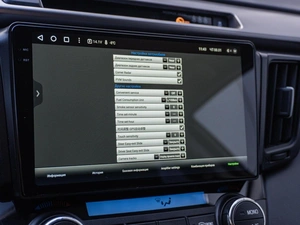 Внедорожник Toyota RAV4 2018 года, 1695000 рублей, Санкт-Петербург