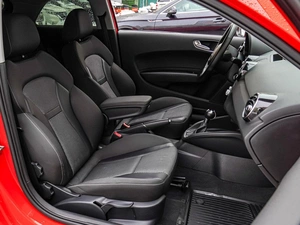 Хетчбэк Audi A1 2011 года, 1100000 рублей, Краснодар